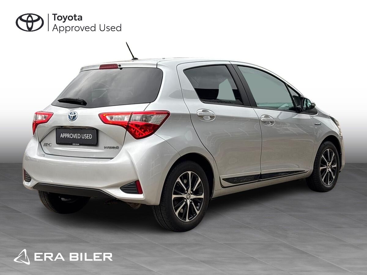 Billede af Toyota Yaris 1,5 Hybrid H3 Smartpakke E-CVT 100HK 5d Trinl. Gear
