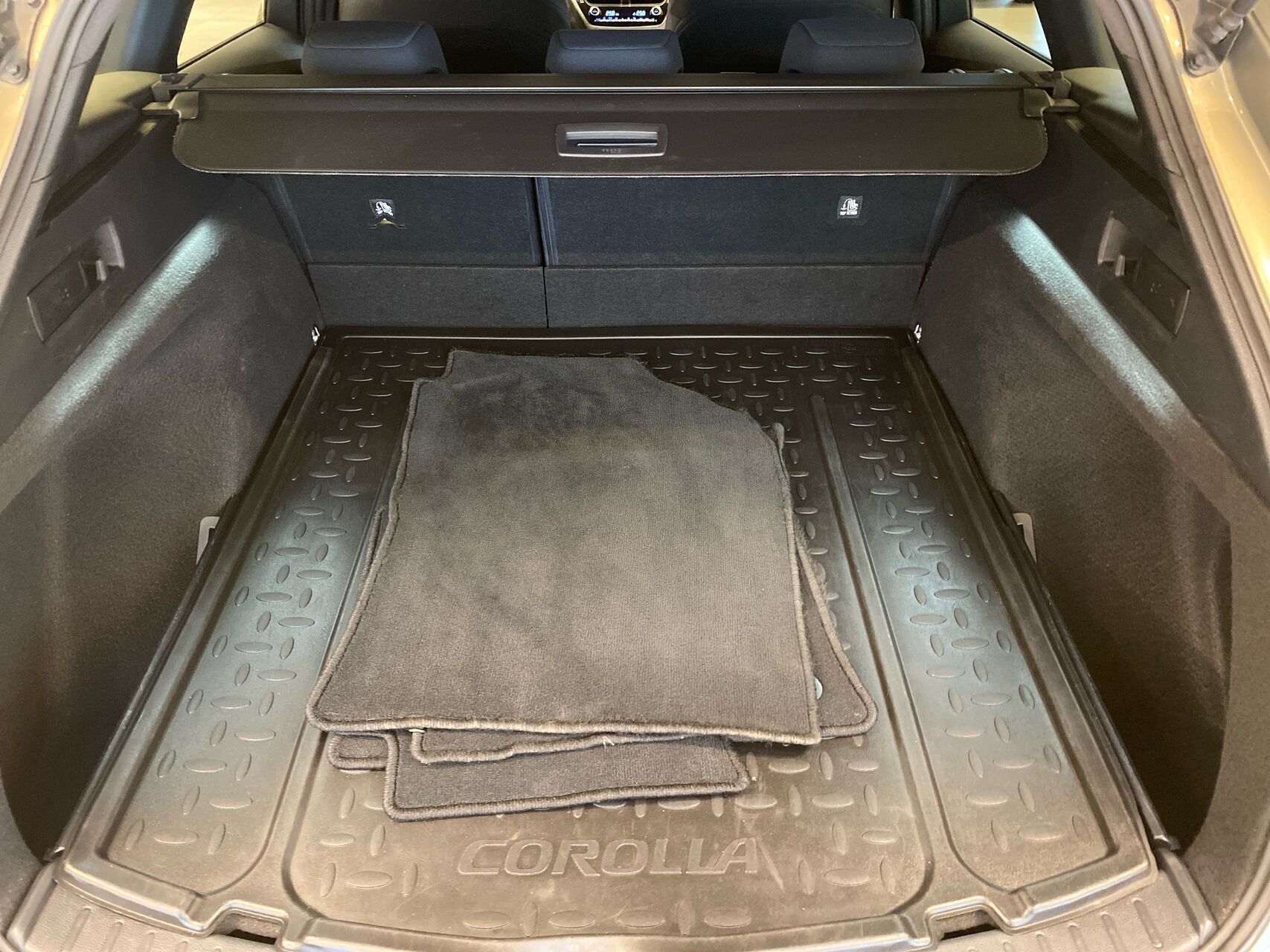 Billede af Toyota Corolla Touring Sports 1,8 Hybrid H3 E-CVT 122HK Stc Trinl. Gear