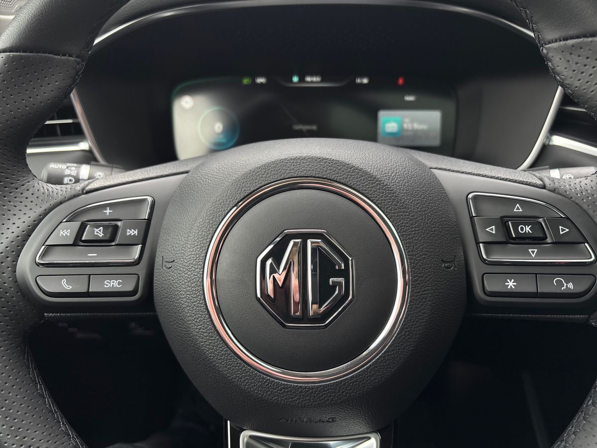 Billede af MG Marvel R EL Performance 4x4 288HK 5d Aut.