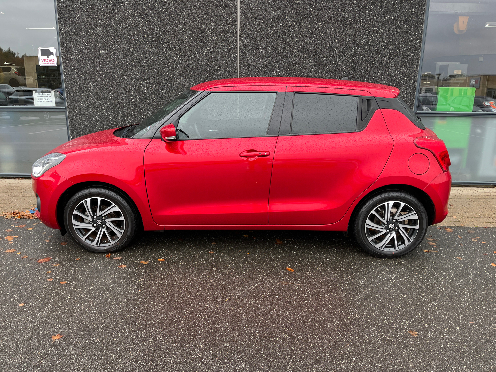 Billede af Suzuki Swift 1,2 Dualjet  Mild hybrid Exclusive AEB 83HK 5d