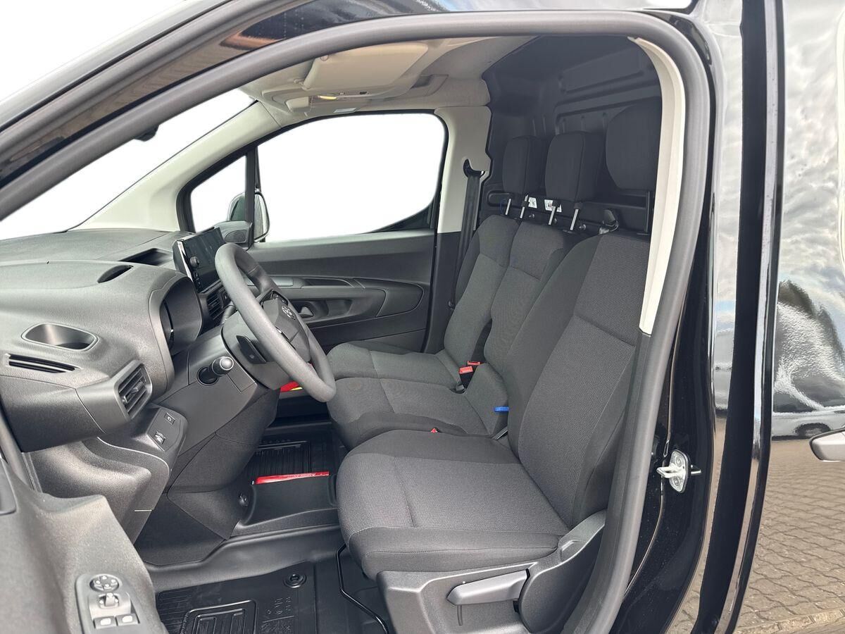 Billede af Toyota Proace City Electric Long EL Comfort 2 Skydedøre 136HK Van Aut.