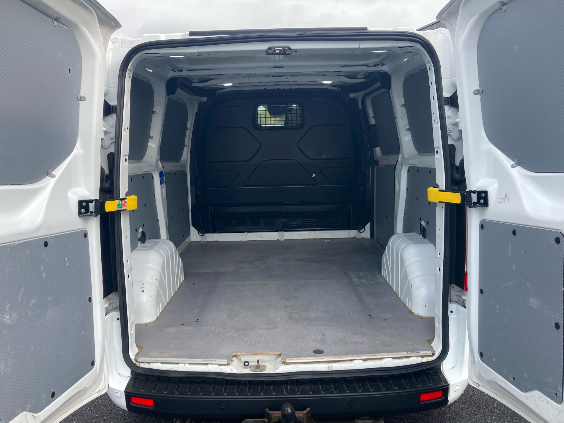 Billede af Ford Transit Custom 280 L1H1 2,0 TDCi Trend 130HK Van 6g Aut.