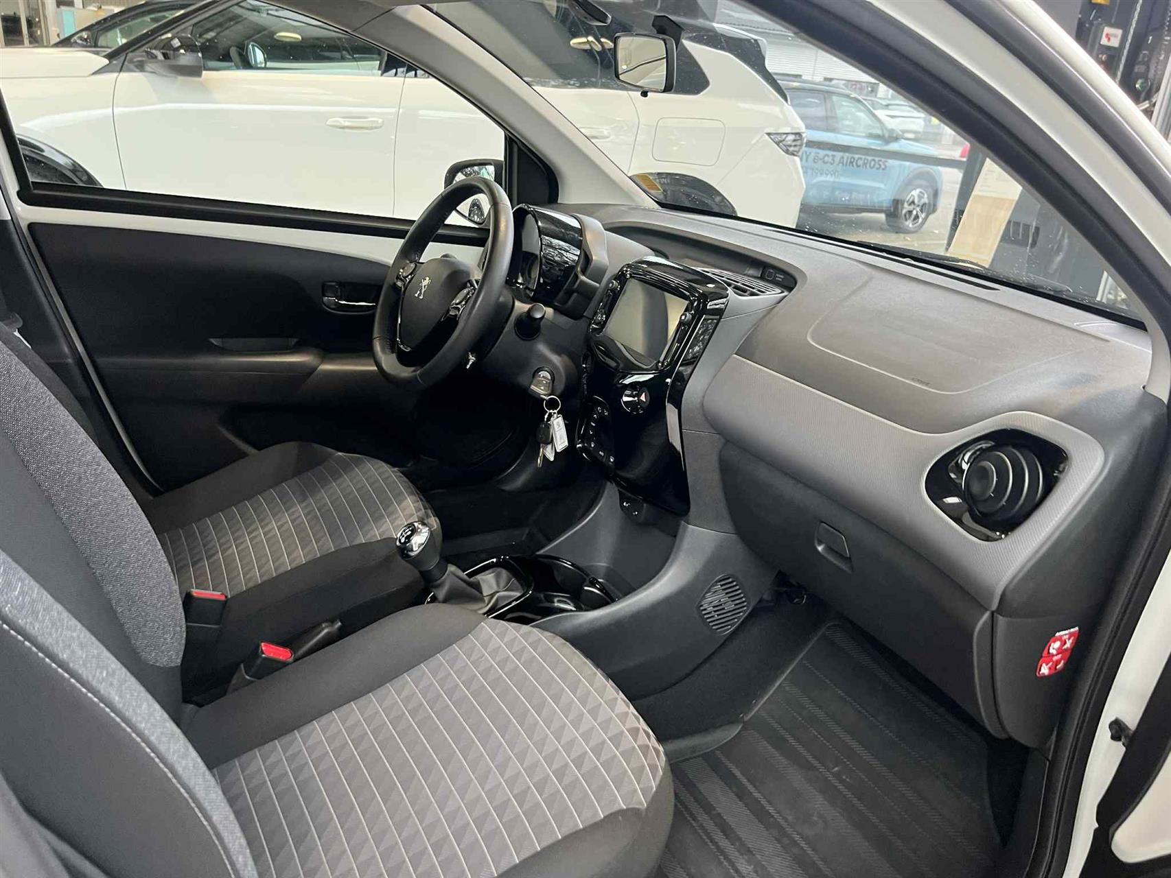 Billede af Peugeot 108 1,0 e-Vti Edition 210+ 72HK 5d