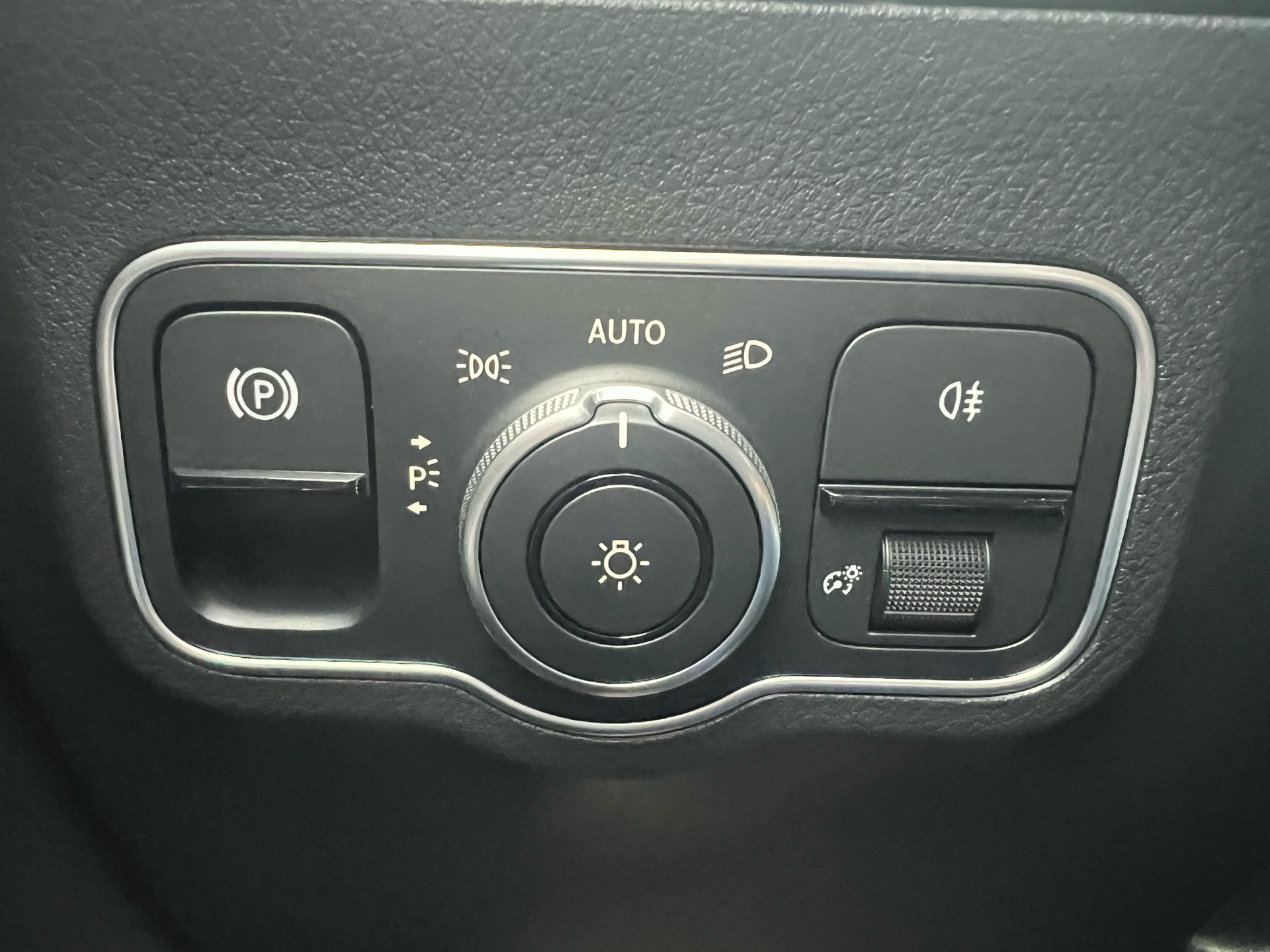Billede af Mercedes-Benz EQA 250+ EL AMG Advance 190HK 5d Aut.
