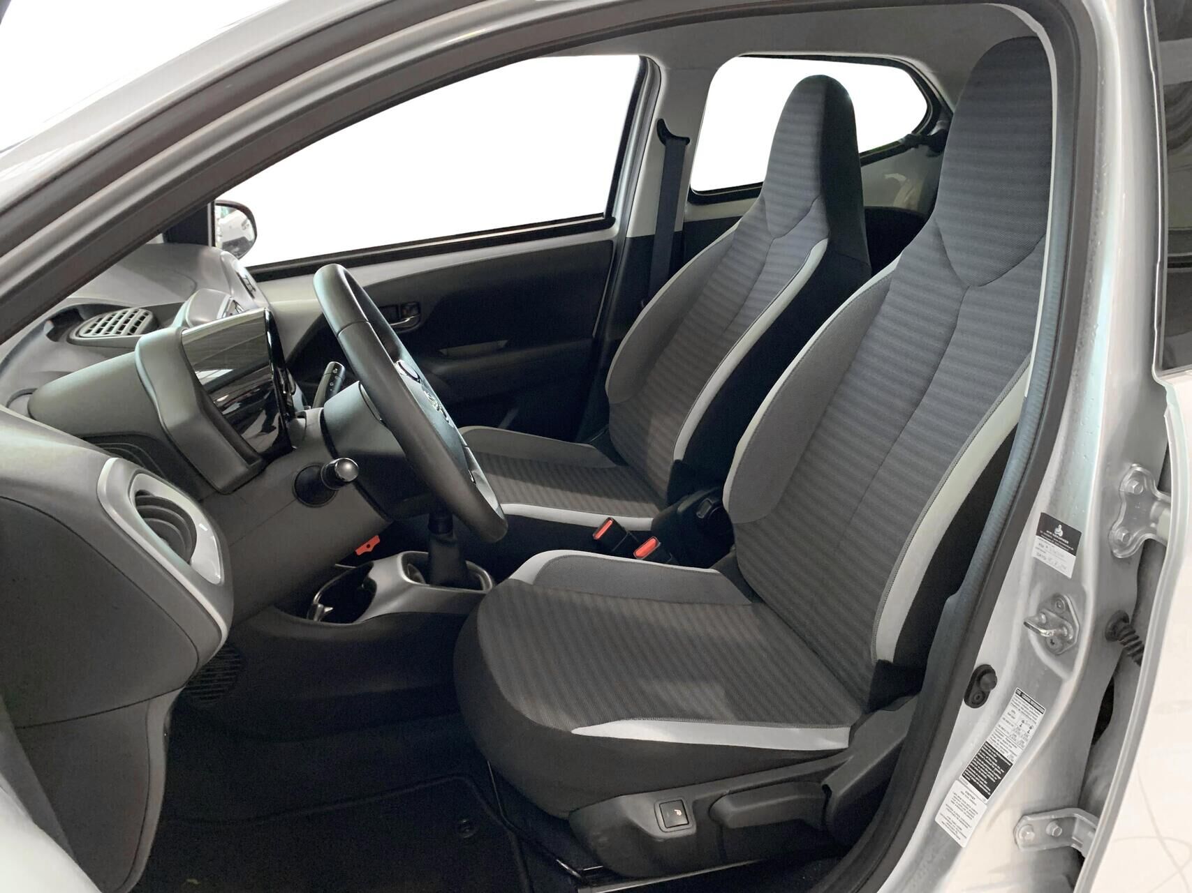 Billede af Toyota Aygo 1,0 VVT-I X-plore DAB+ 72HK 5d