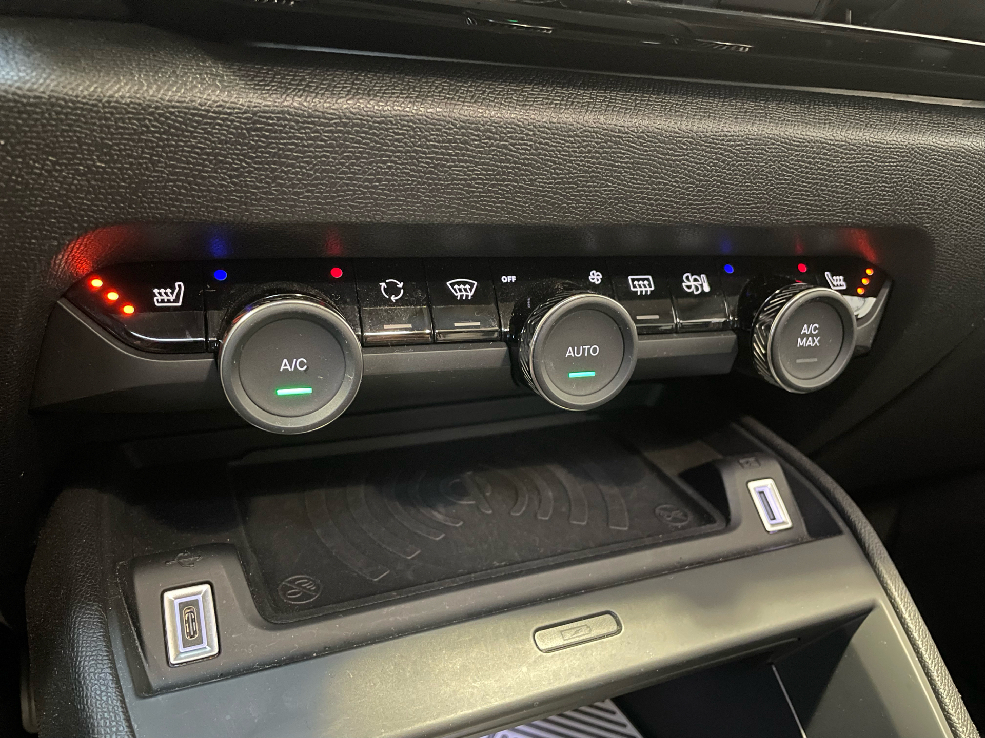 Billede af Citroën e-C4 X EL Palais Sky 136HK 5d Aut.