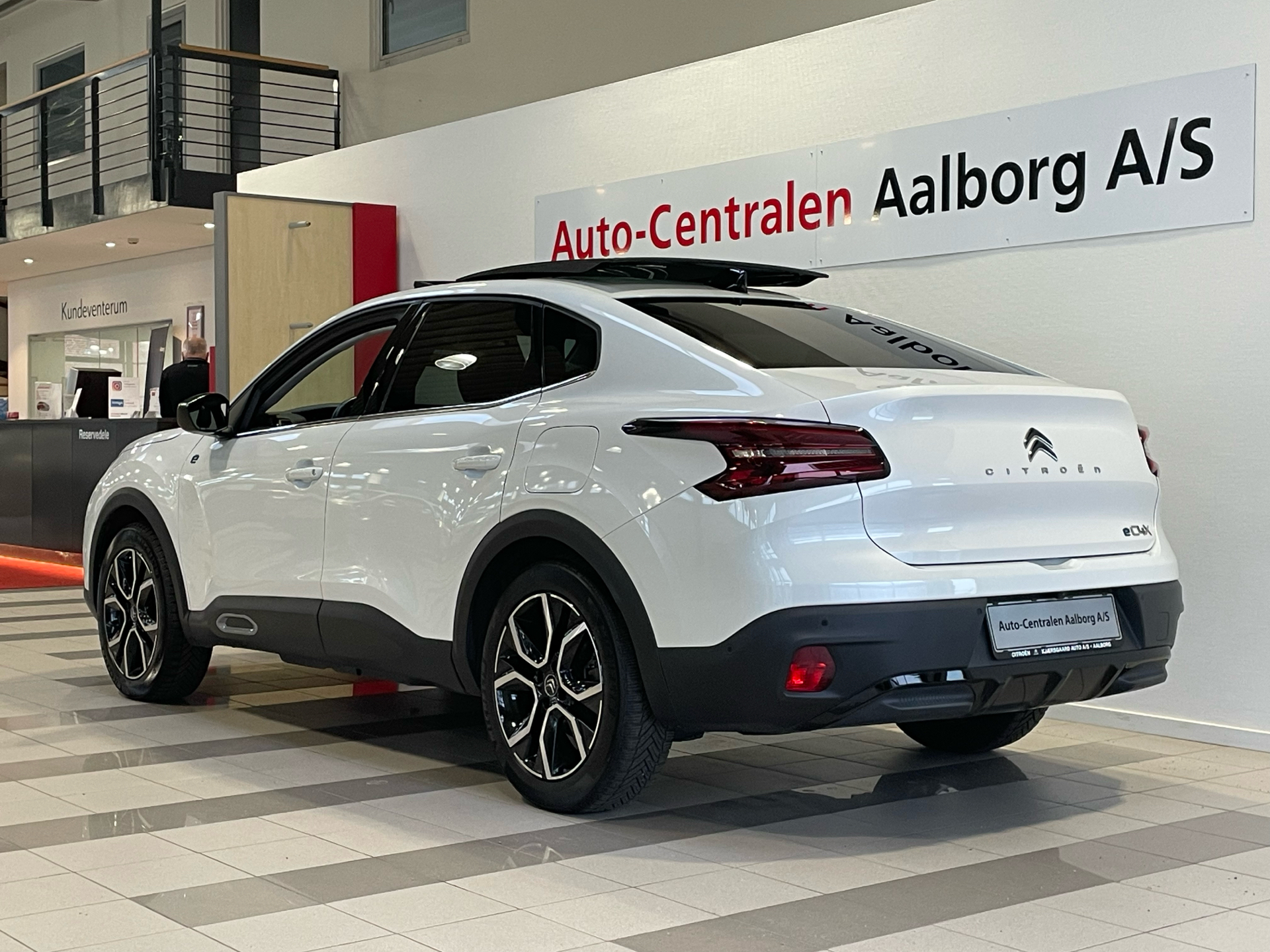 Billede af Citroën e-C4 X EL Palais Sky 136HK 5d Aut.