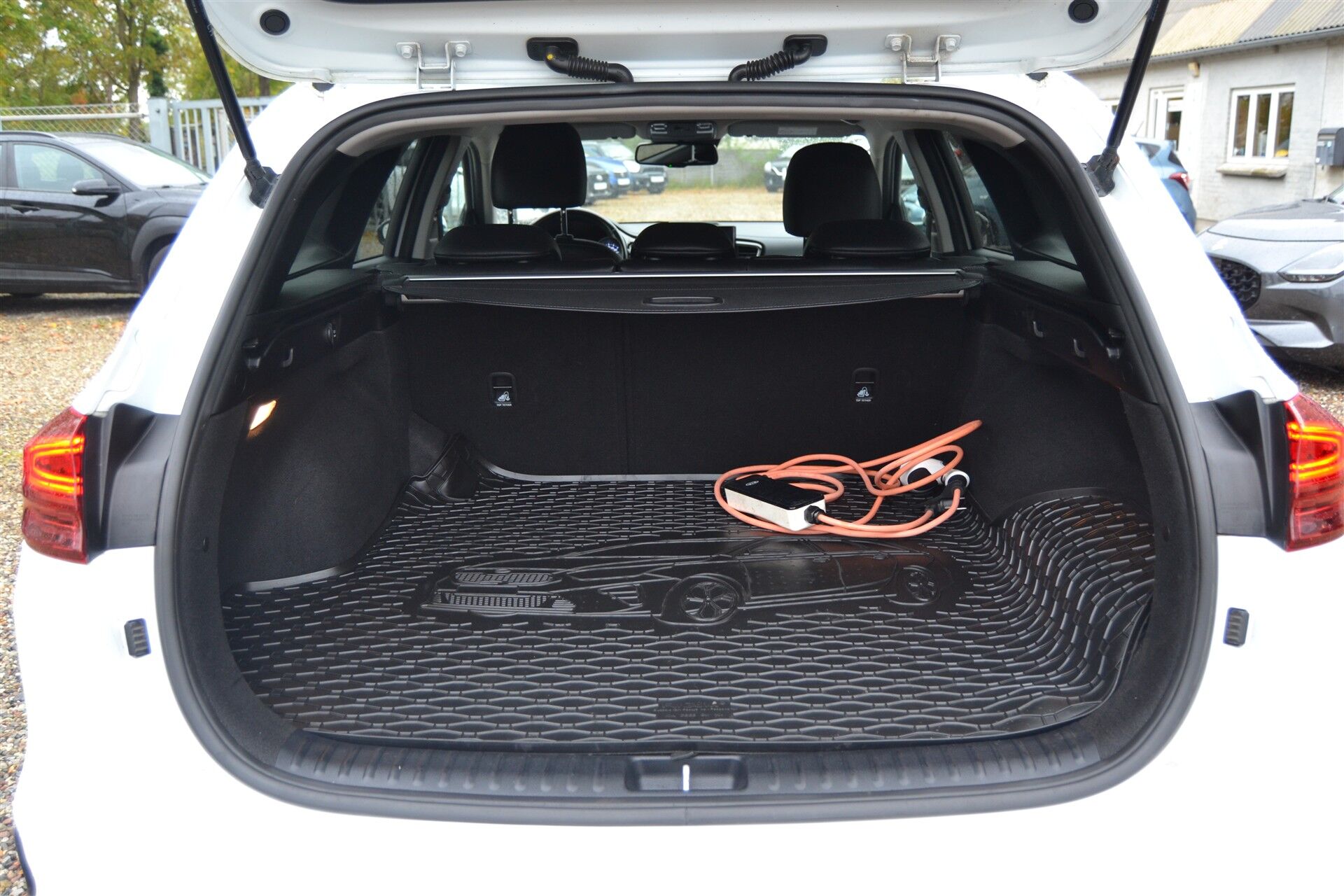 Billede af Kia Ceed SW 1,6 GDI PHEV  Plugin-hybrid Upgrade m/Intro DCT 141HK Stc 6g Aut.