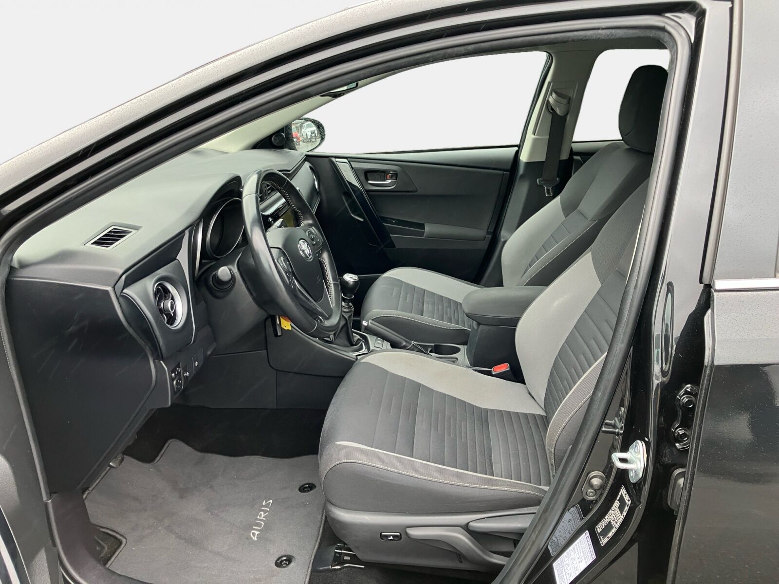 Billede af Toyota Auris Touring Sports 1,2 T T2 Comfort 116HK Stc 6g