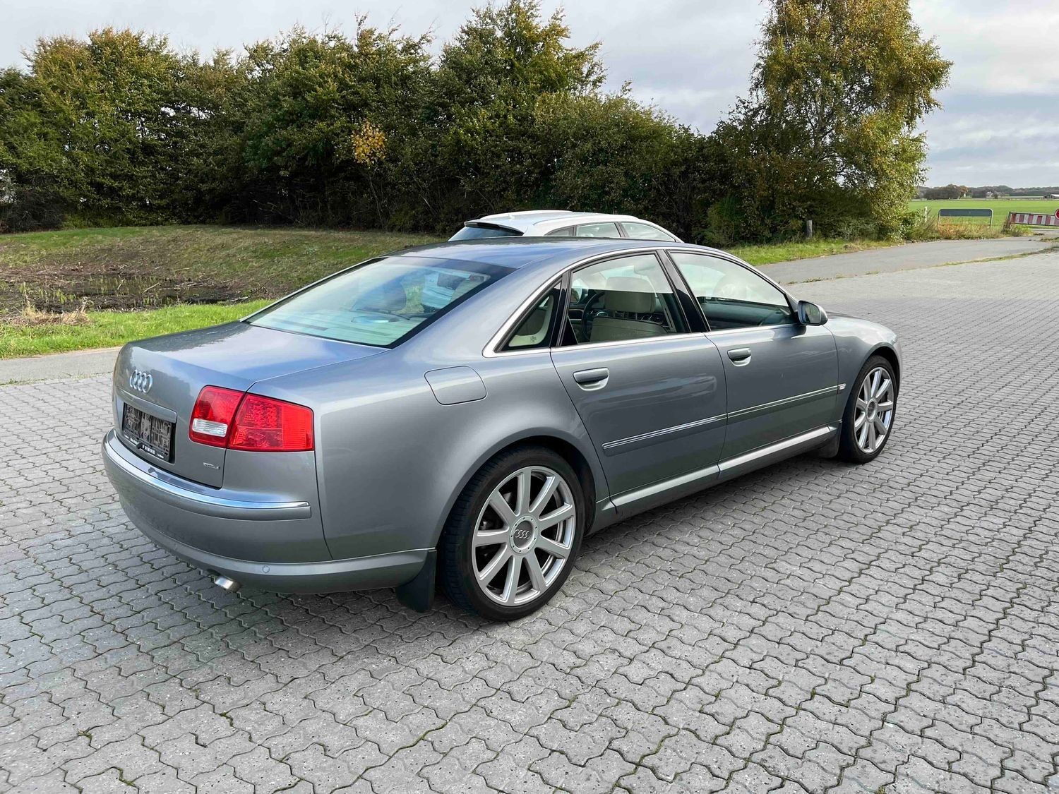 Billede af Audi A8 4,2 TDI Quattro 326HK 6g Aut.