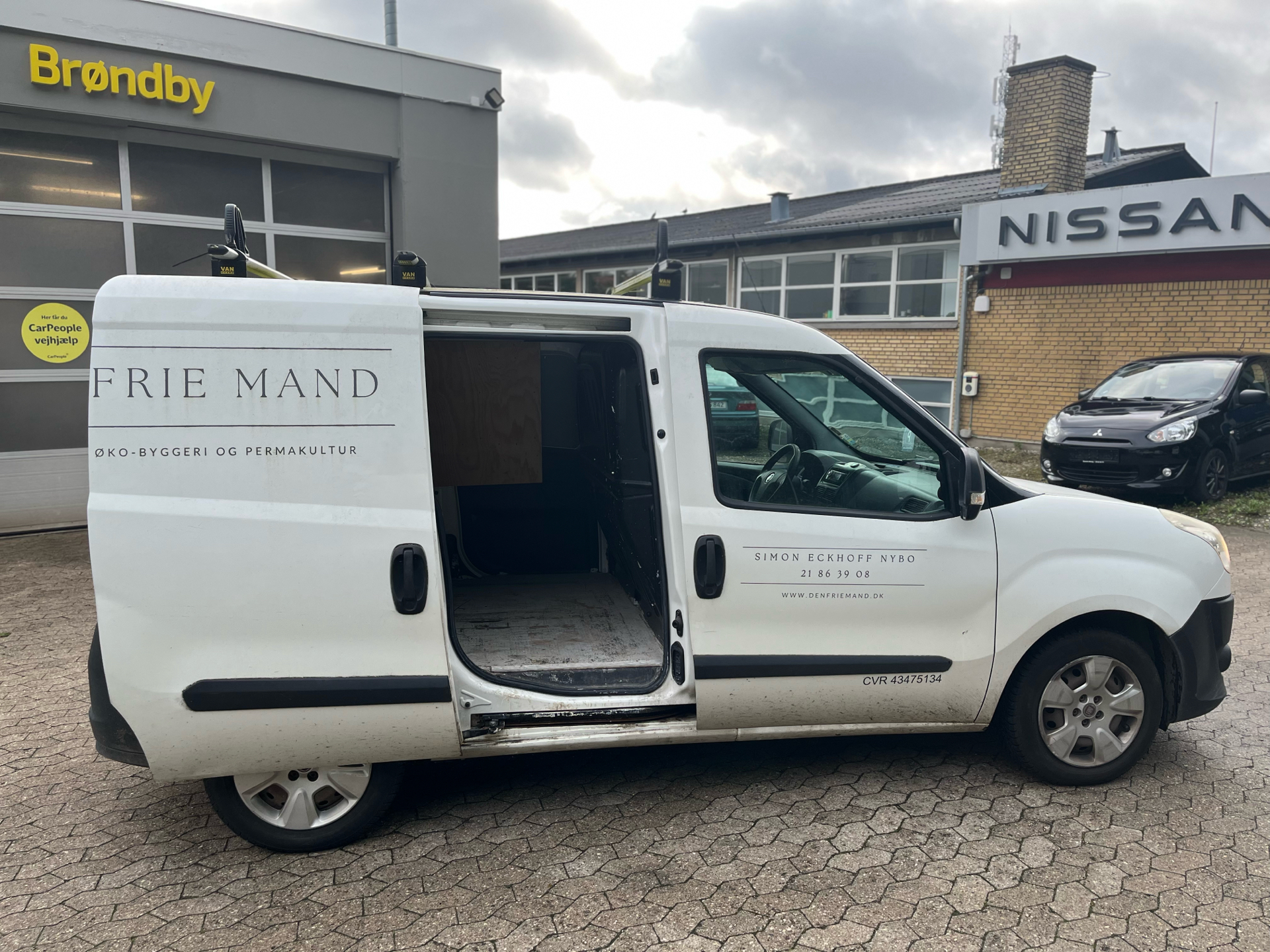 Billede af Fiat Doblò L1 1,3 MJT Professional Start & Stop 90HK Van