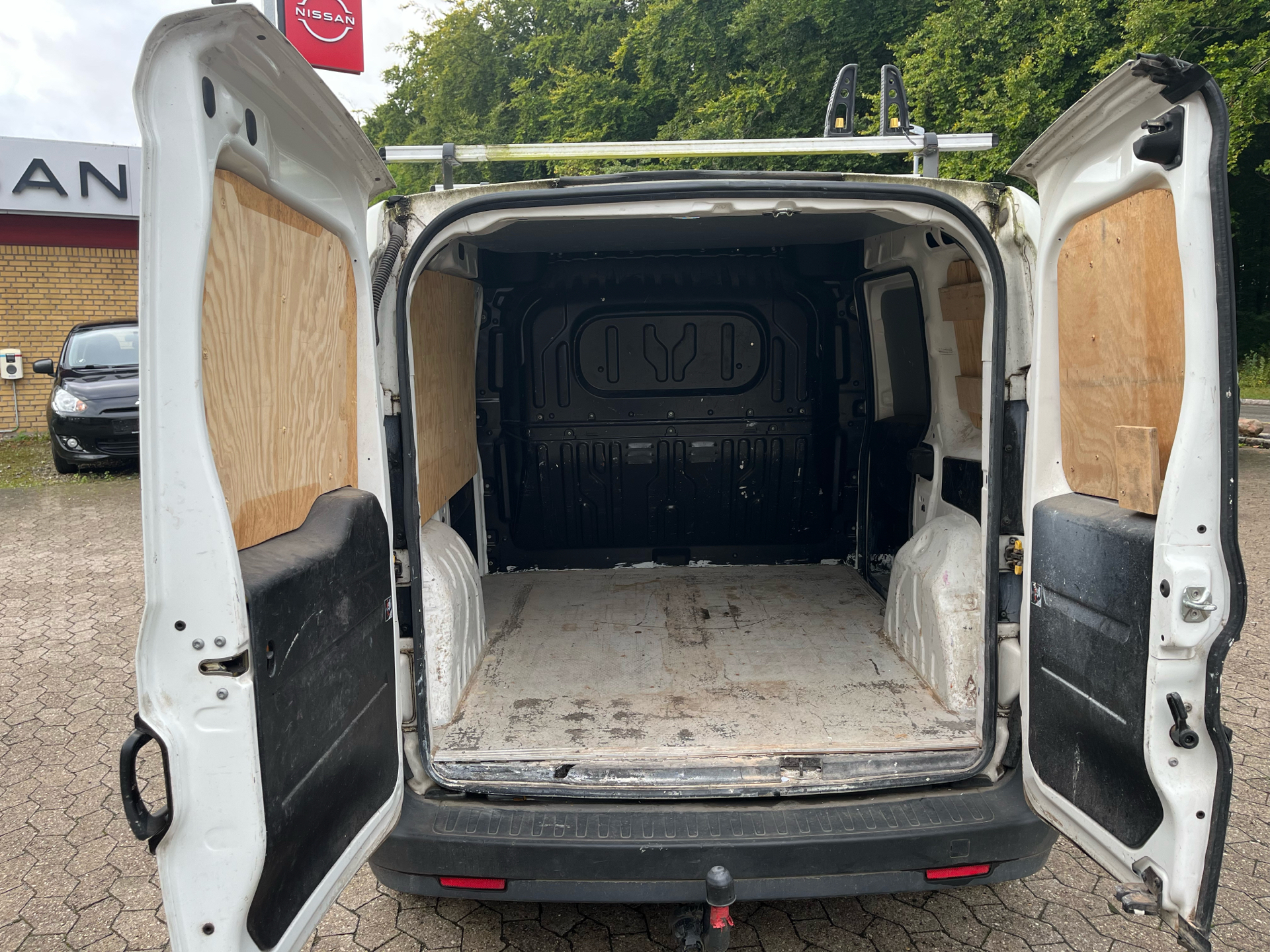 Billede af Fiat Doblò L1 1,3 MJT Professional Start & Stop 90HK Van
