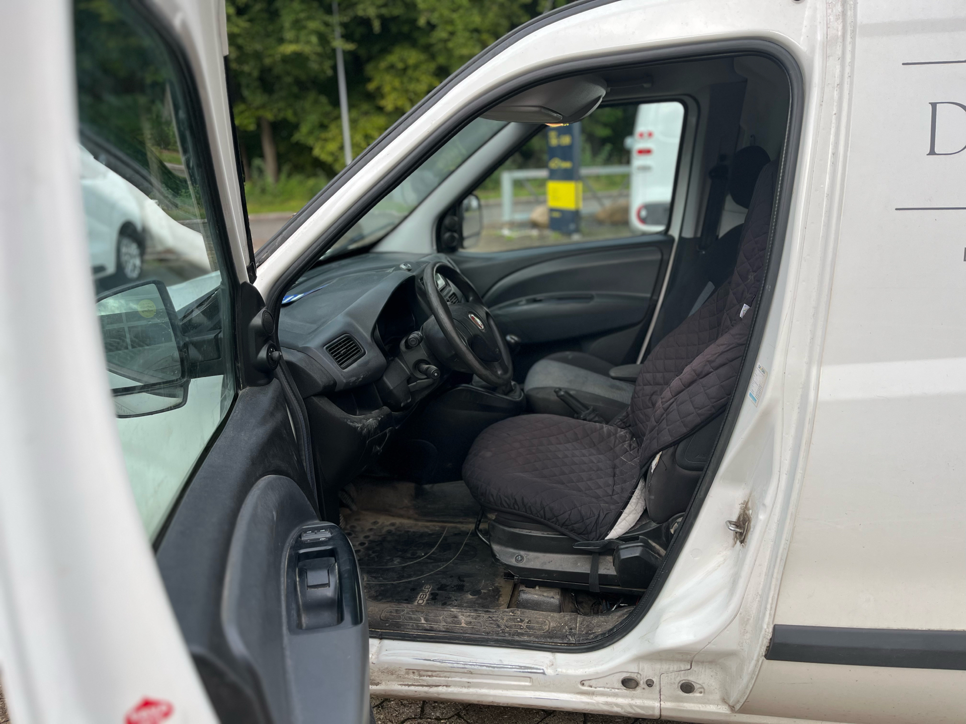 Billede af Fiat Doblò L1 1,3 MJT Professional Start & Stop 90HK Van
