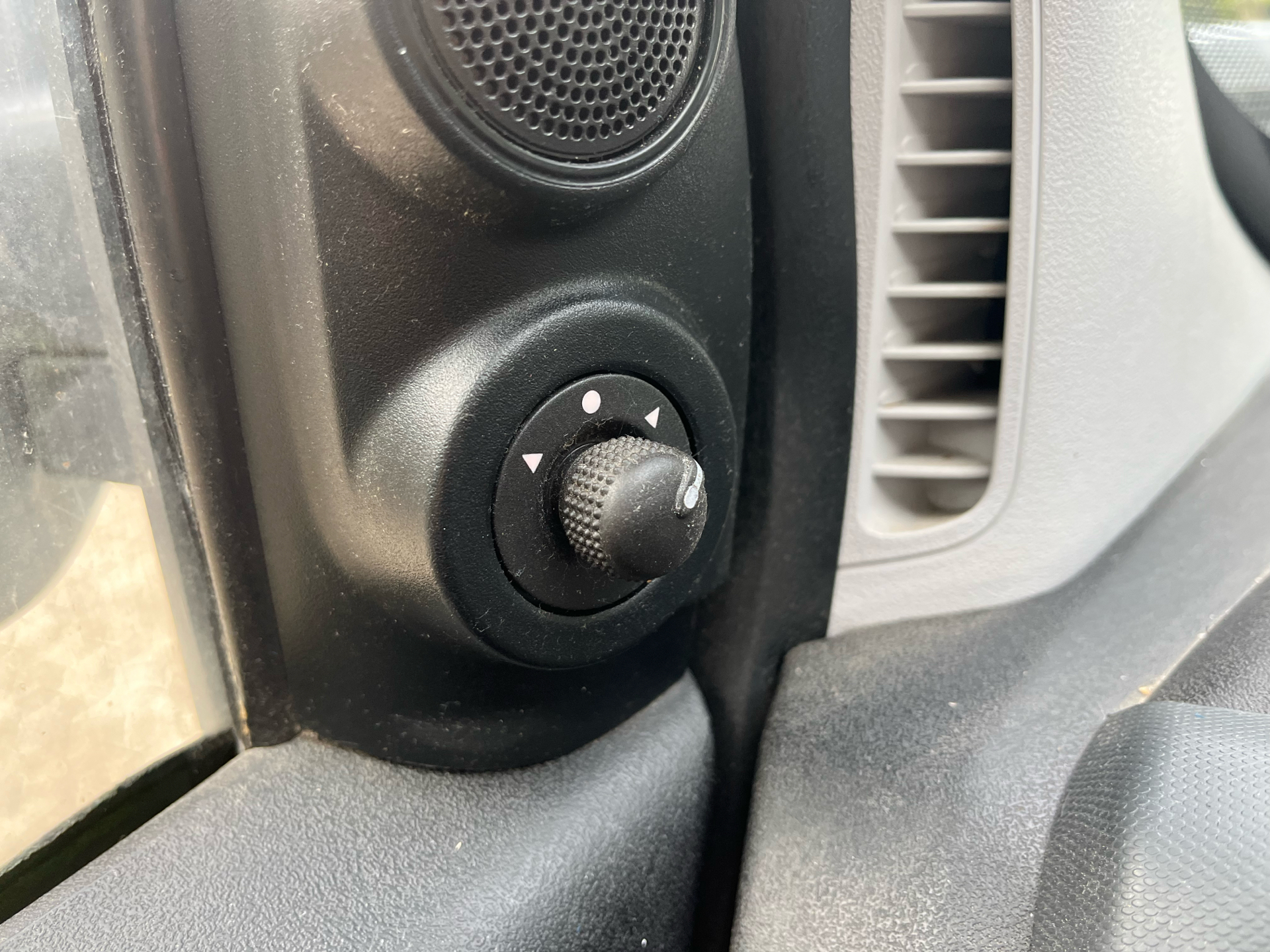 Billede af Fiat Doblò L1 1,3 MJT Professional Start & Stop 90HK Van