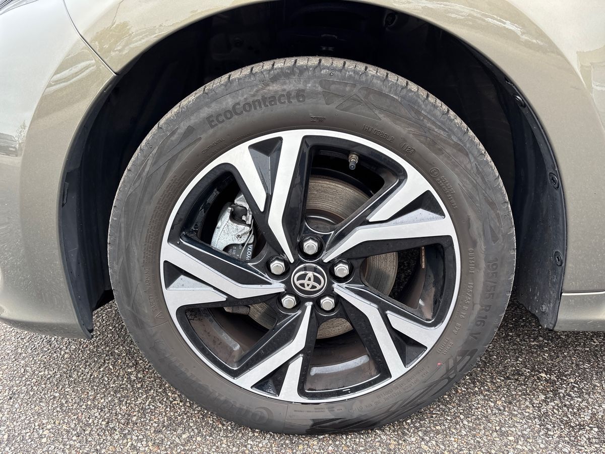 Billede af Toyota Yaris 1,5 Hybrid Style Technology 116HK 5d Trinl. Gear