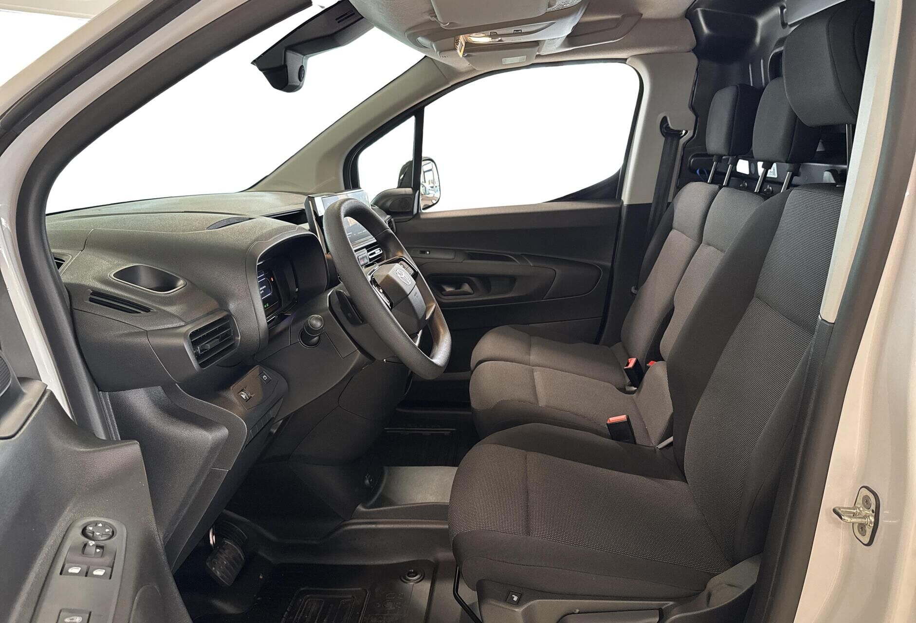 Billede af Toyota Proace City Electric Medium EL Comfort Master To Skydedøre 136HK Van Aut.