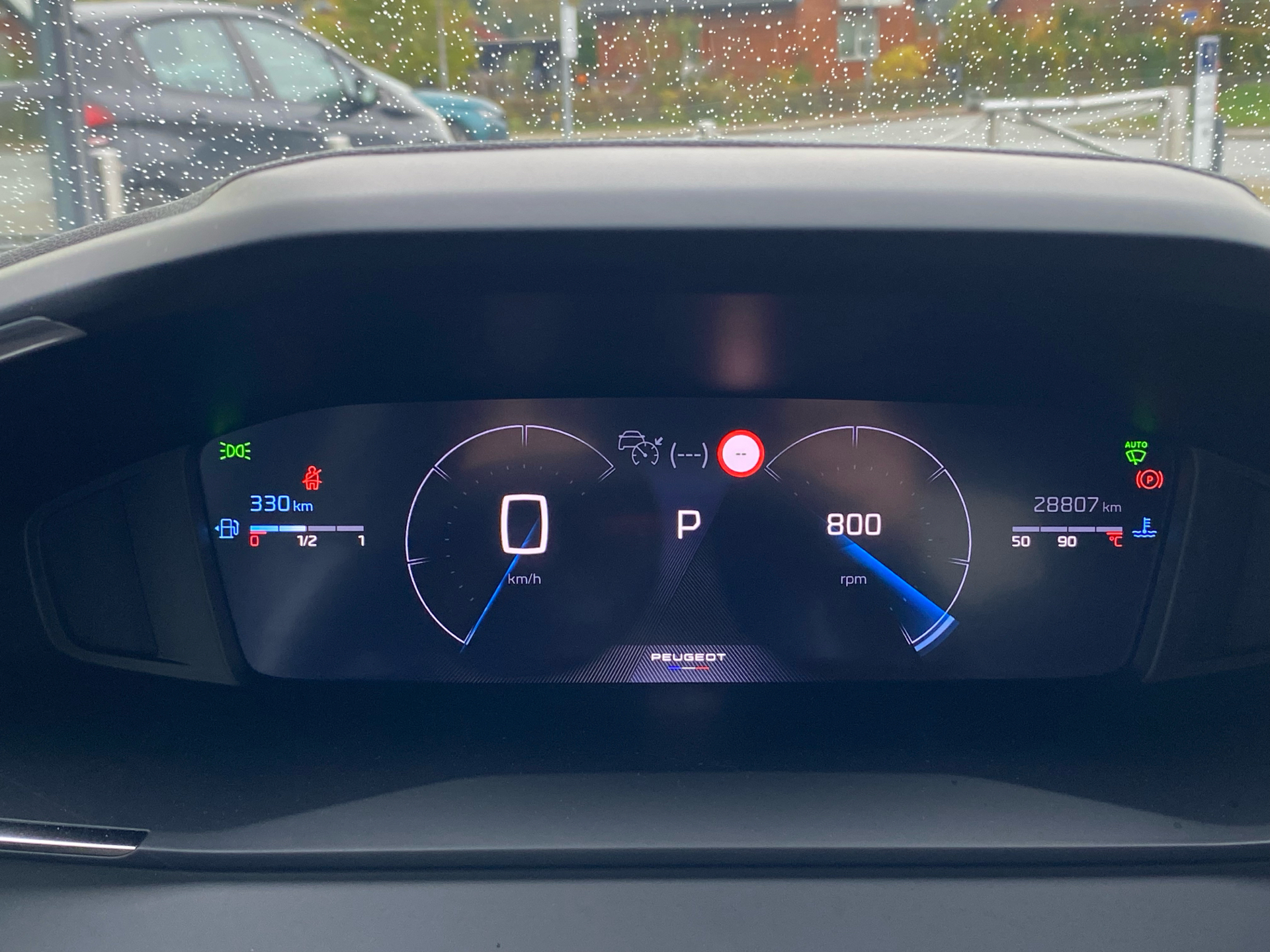 Billede af Peugeot 2008 1,2 PureTech First Selection EAT8 130HK 5d 8g Aut.