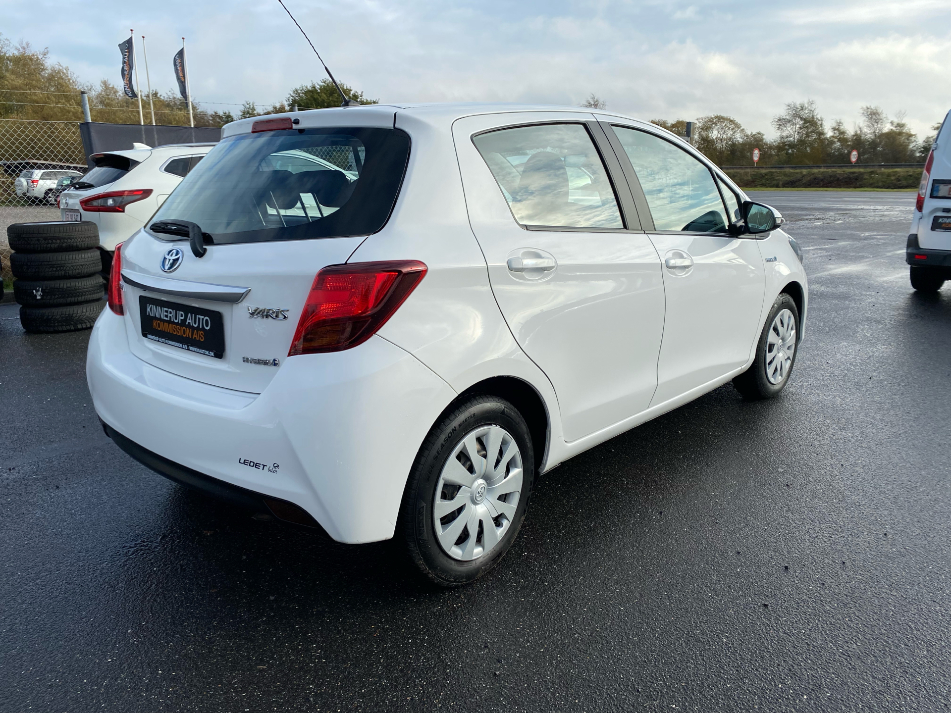 Billede af Toyota Yaris 1,5 Hybrid H2 E-CVT 100HK 5d Trinl. Gear