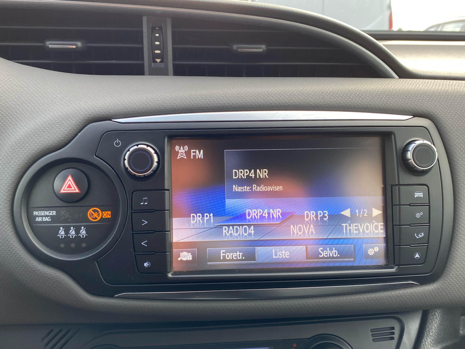 Billede af Toyota Yaris 1,5 Hybrid H2 E-CVT 100HK 5d Trinl. Gear