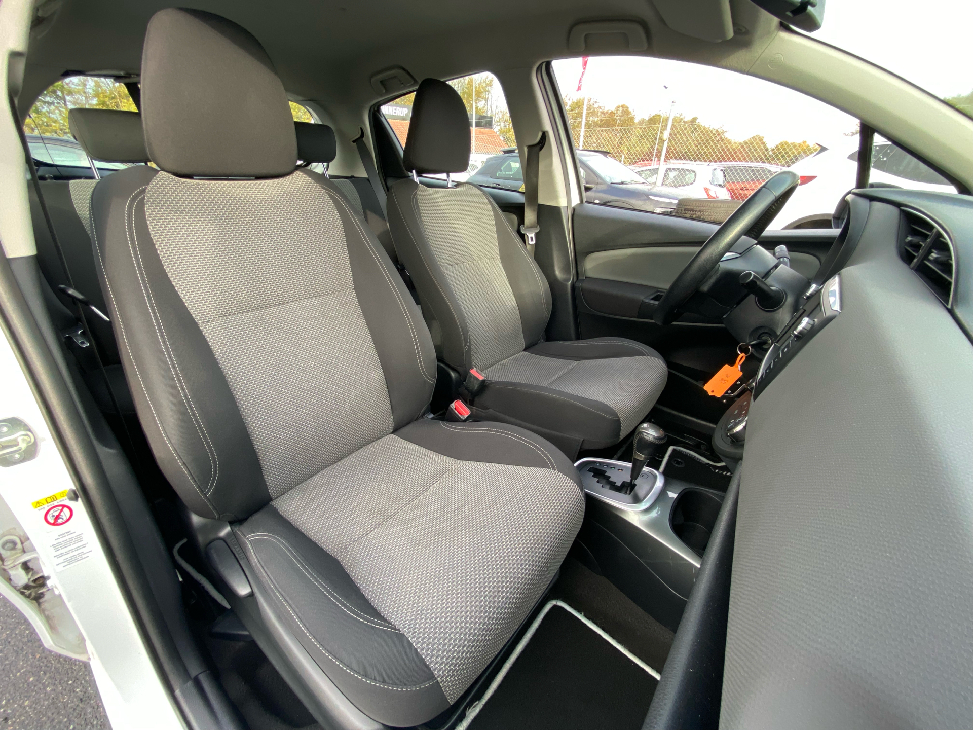 Billede af Toyota Yaris 1,5 Hybrid H2 E-CVT 100HK 5d Trinl. Gear