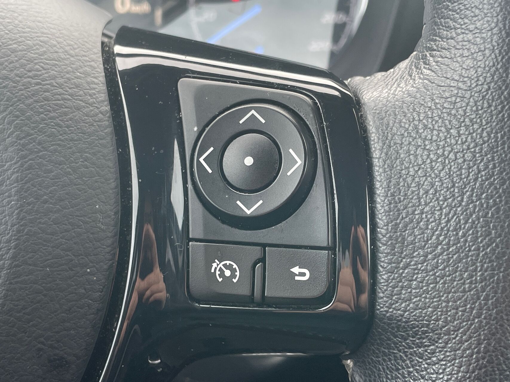 Billede af Toyota Yaris 1,0 VVT-I T2 Limited 72HK 5d