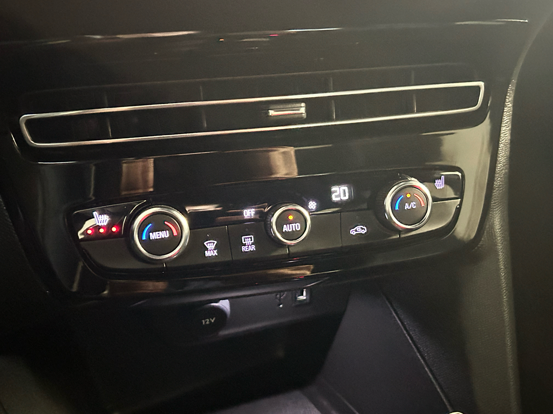 Billede af Opel Mokka 1,2 PureTech Ultimate 130HK 5d 8g Aut.