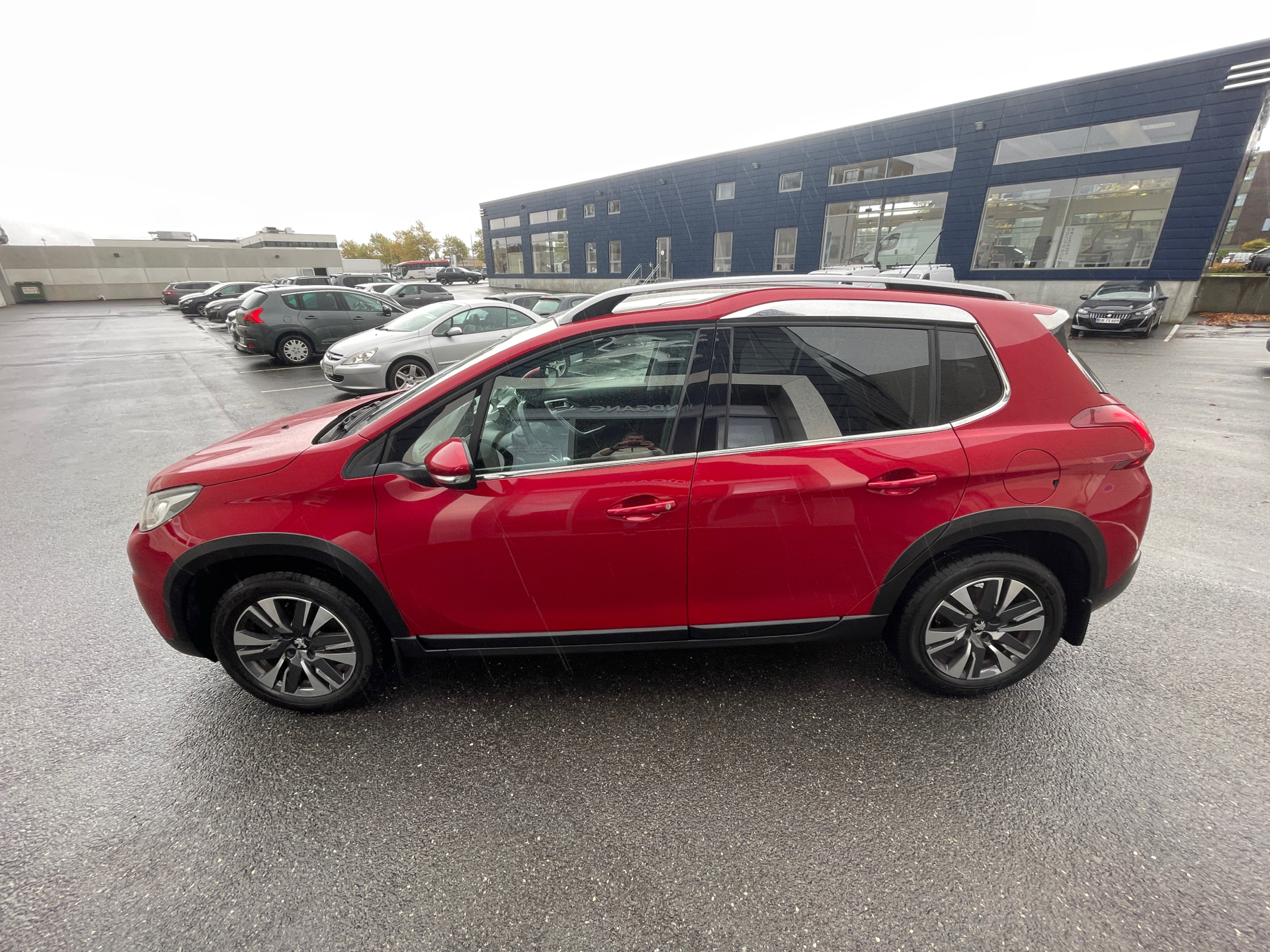 Billede af Peugeot 2008 1,5 BlueHDi Allure+ 100HK 5d