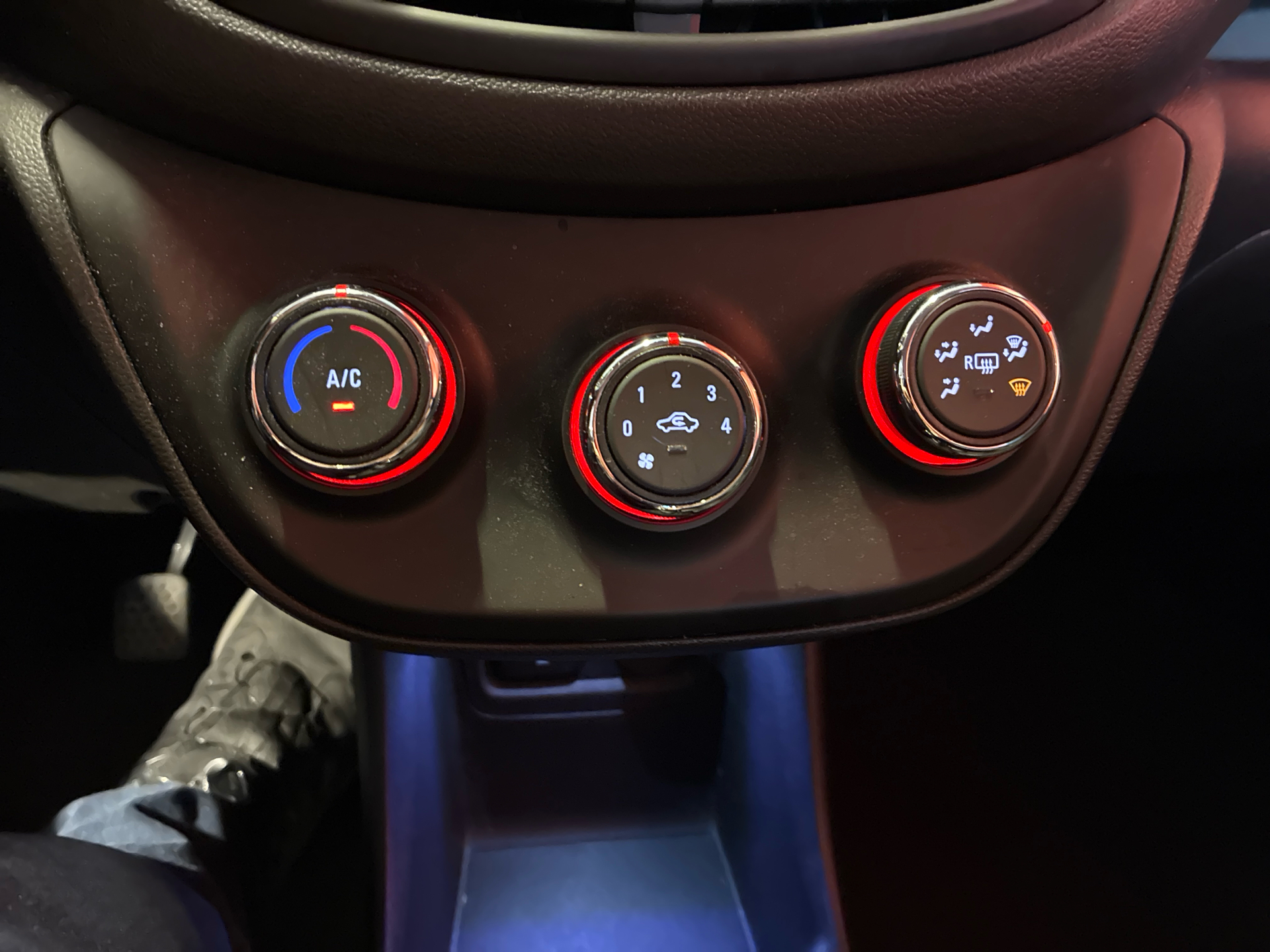 Billede af Opel Karl 1,0 Enjoy 75HK 5d