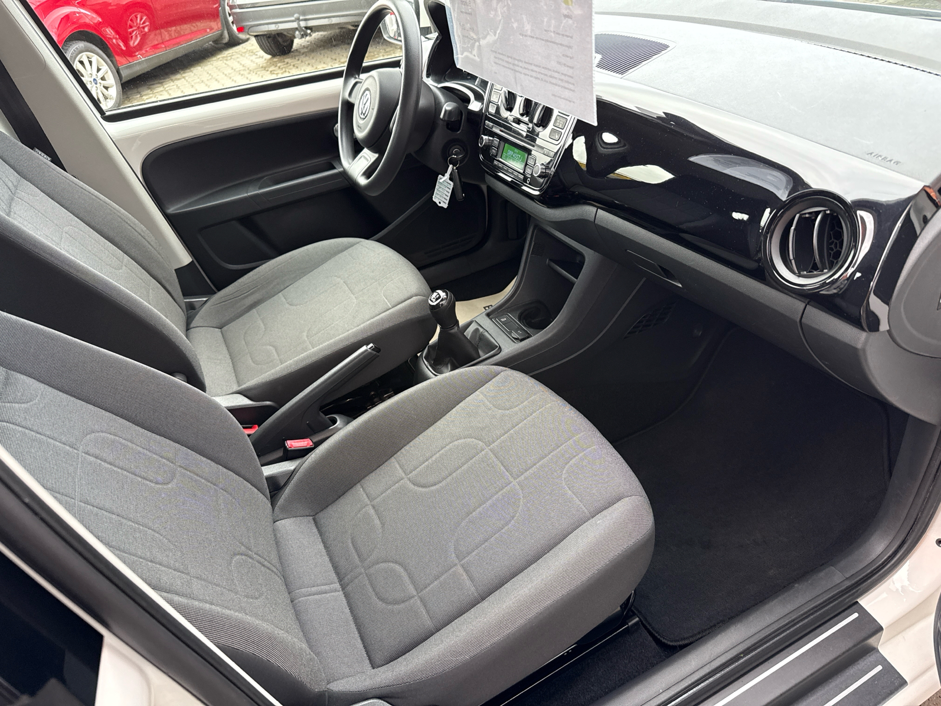 Billede af VW up 1,0 MPI BMT Move 75HK 5d