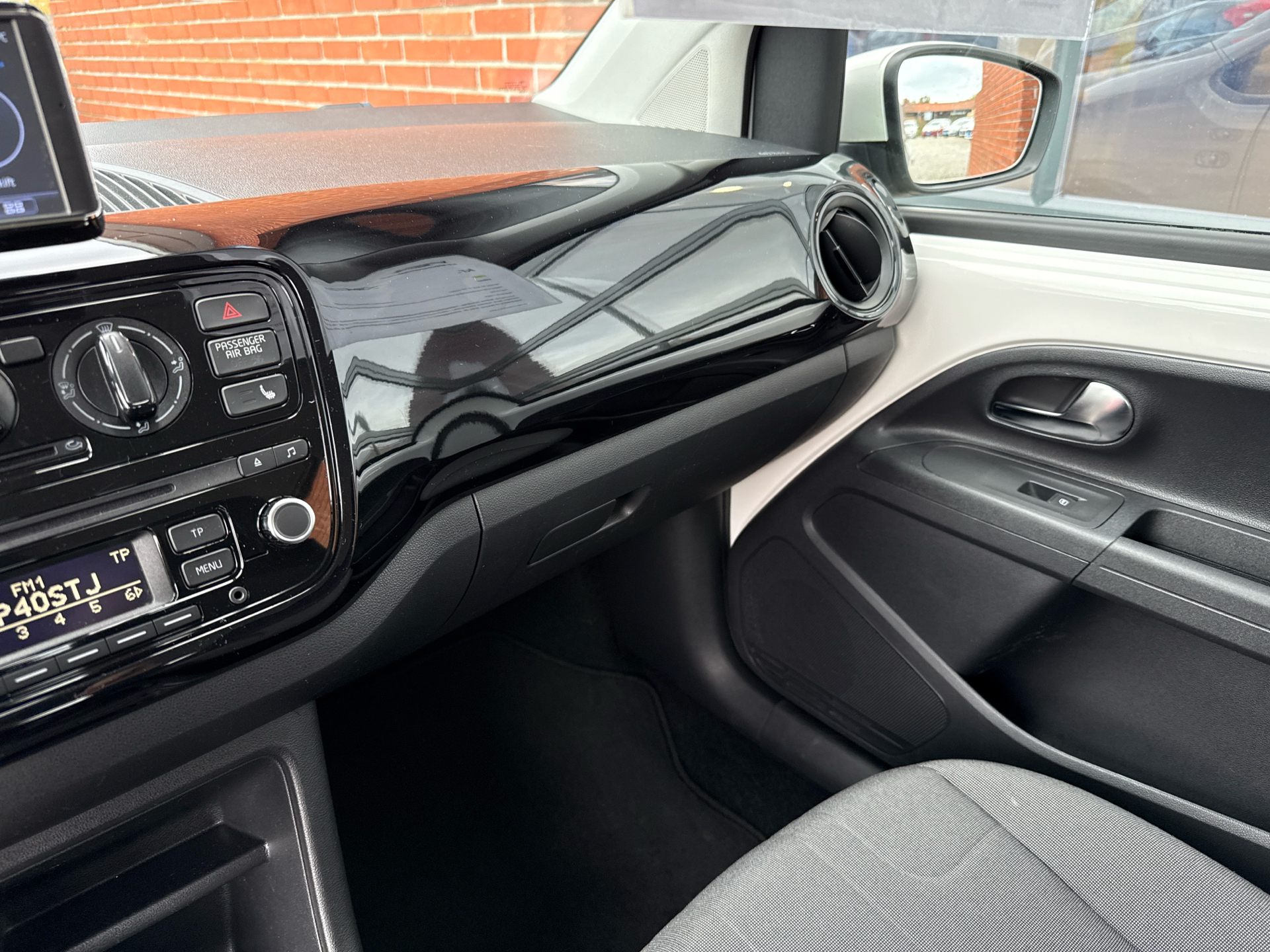 Billede af VW up 1,0 MPI BMT Move 75HK 5d