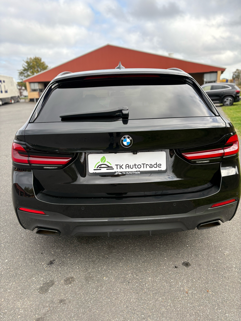 Billede af BMW 520d Touring 2,0 D M-Sport XDrive Steptronic 190HK Stc 8g Aut.