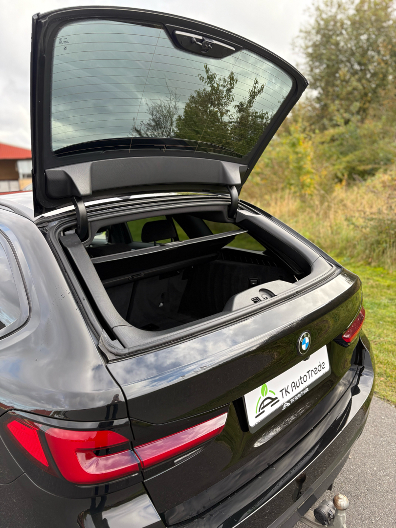 Billede af BMW 520d Touring 2,0 D M-Sport XDrive Steptronic 190HK Stc 8g Aut.