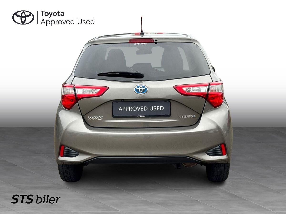Billede af Toyota Yaris 1,5 Hybrid H2 Premium E-CVT 100HK 5d Trinl. Gear