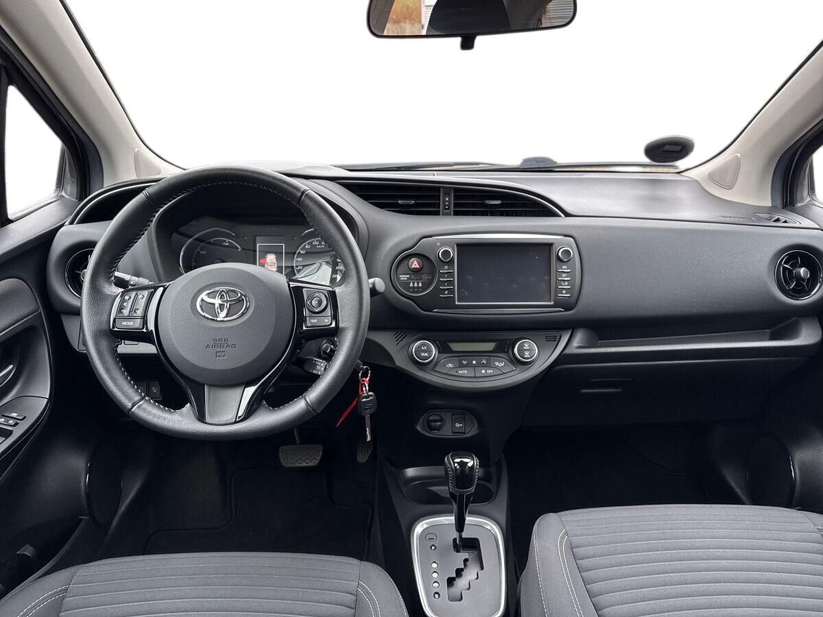 Billede af Toyota Yaris 1,5 Hybrid H2 Premium E-CVT 100HK 5d Trinl. Gear