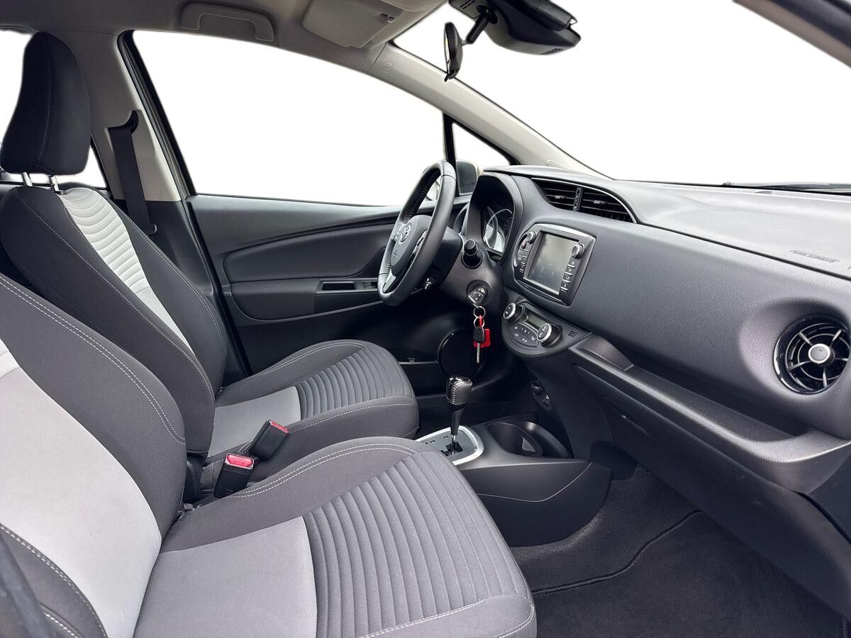 Billede af Toyota Yaris 1,5 Hybrid H2 Premium E-CVT 100HK 5d Trinl. Gear