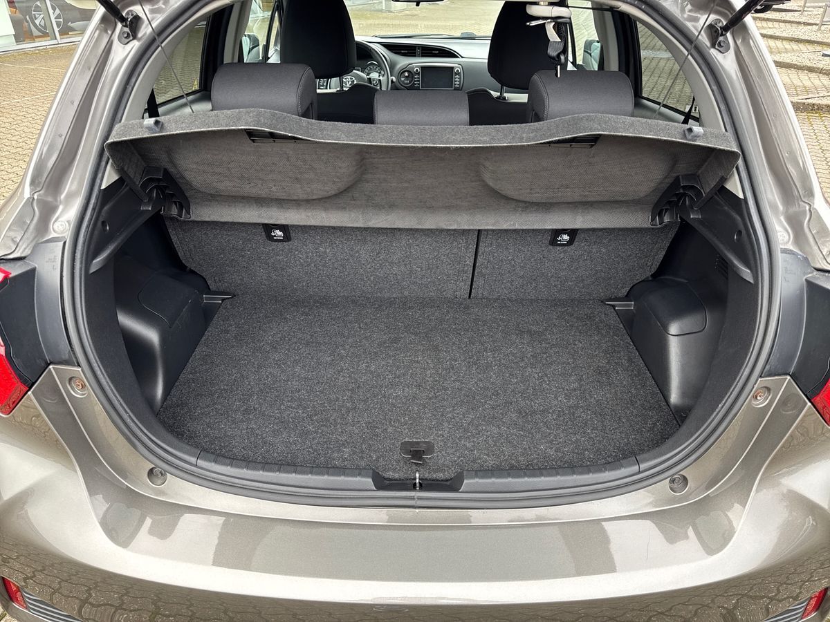 Billede af Toyota Yaris 1,5 Hybrid H2 Premium E-CVT 100HK 5d Trinl. Gear