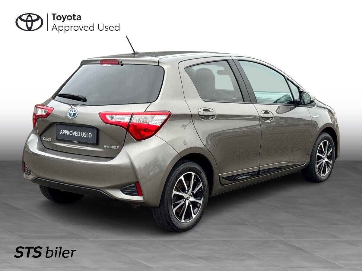 Billede af Toyota Yaris 1,5 Hybrid H2 Premium E-CVT 100HK 5d Trinl. Gear