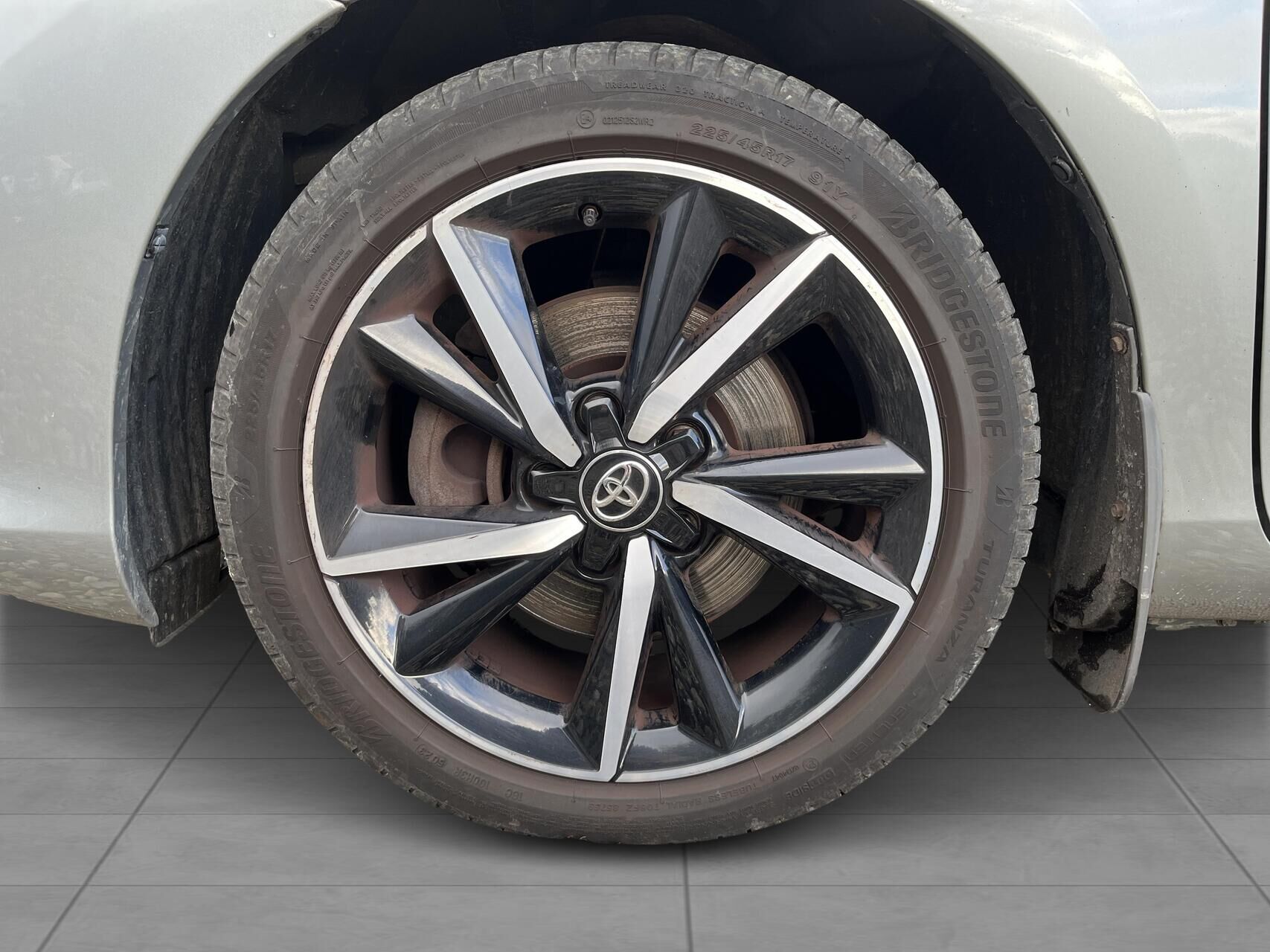 Billede af Toyota Auris Touring Sports 1,8 Hybrid Prestige 136HK Stc Aut.