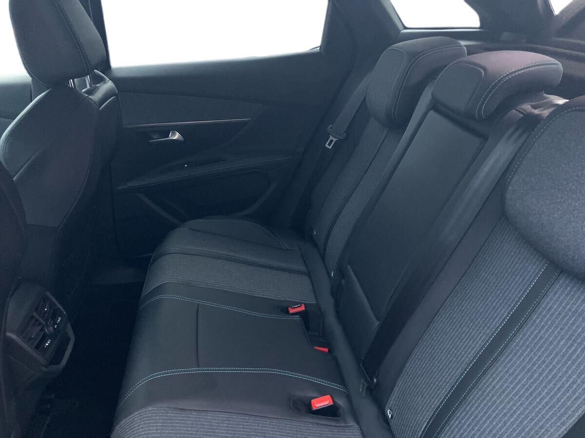 Billede af Peugeot 3008 1,6 PureTech  Plugin-hybrid Allure Pack EAT8 225HK 5d 8g Aut.