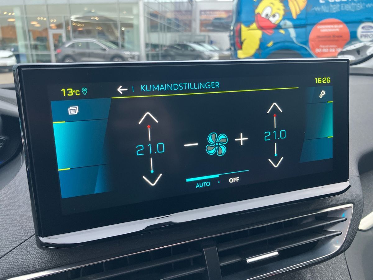 Billede af Peugeot 3008 1,6 PureTech  Plugin-hybrid Allure Pack EAT8 225HK 5d 8g Aut.