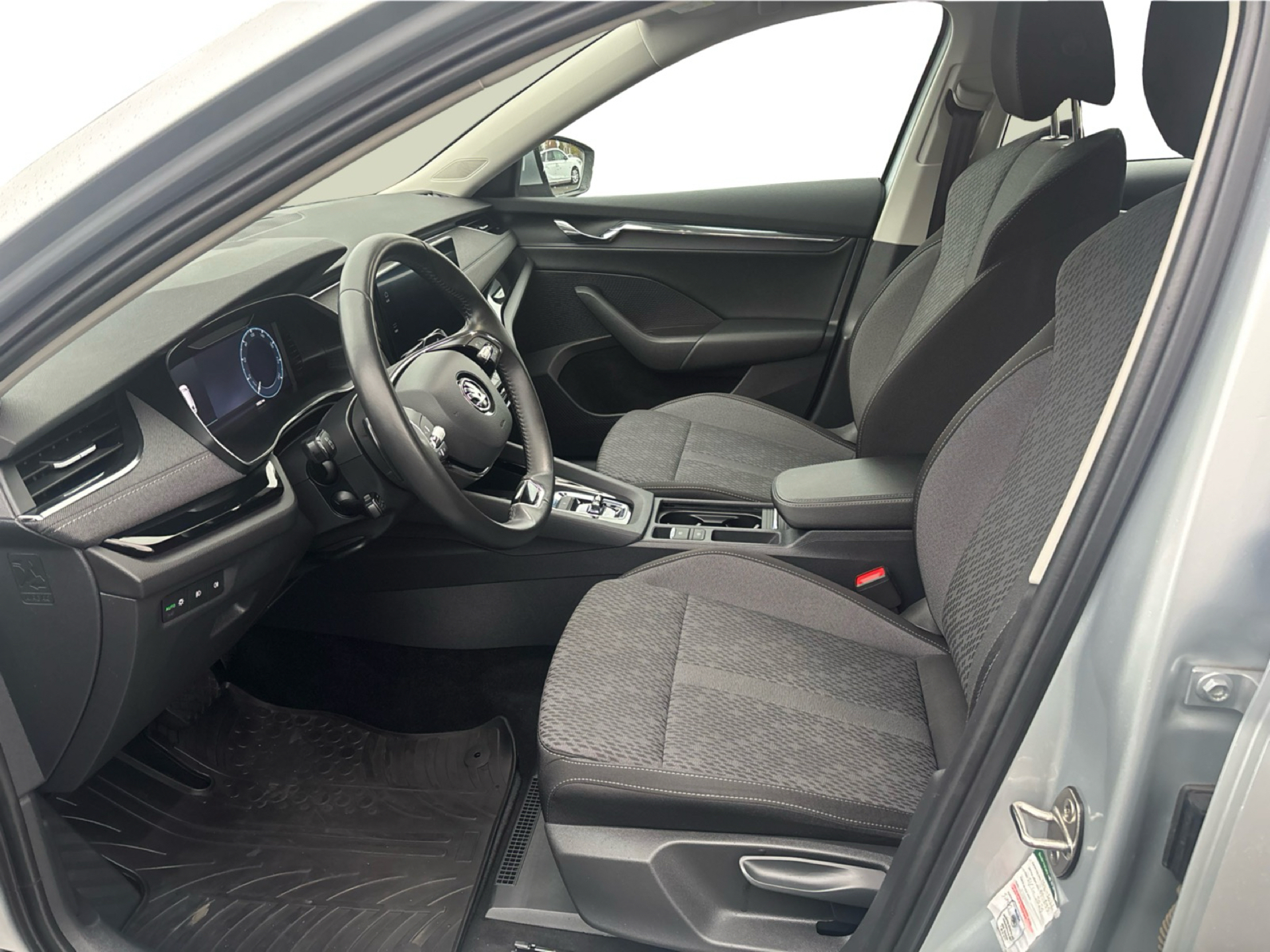 Billede af Skoda Octavia Combi 1,5 eTSI  Mild hybrid Style DSG 150HK Stc 7g Aut.