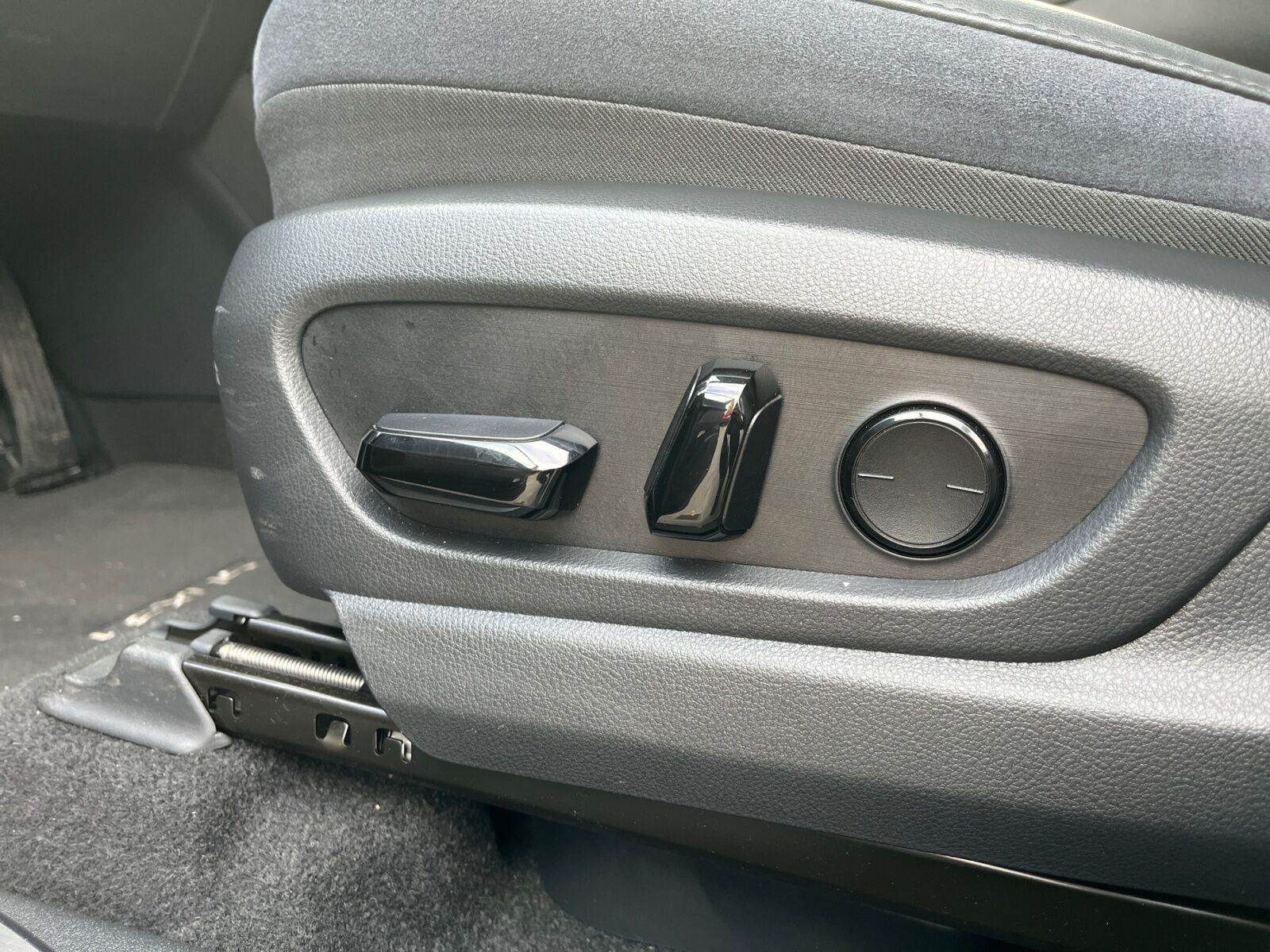 Billede af Lexus RZ 450e EL Luxury Direct4 313HK 4d Aut.