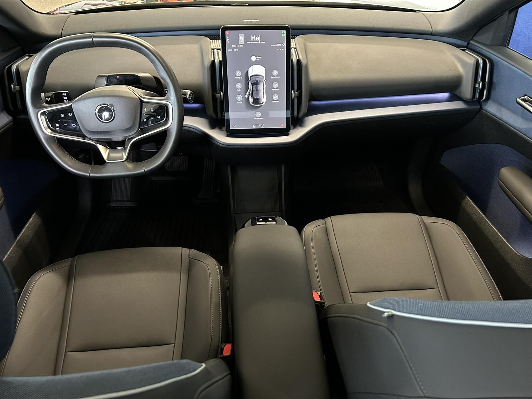 Billede af Volvo EX30 Twin Motor Performance Ultra AWD 428HK 5d Aut.