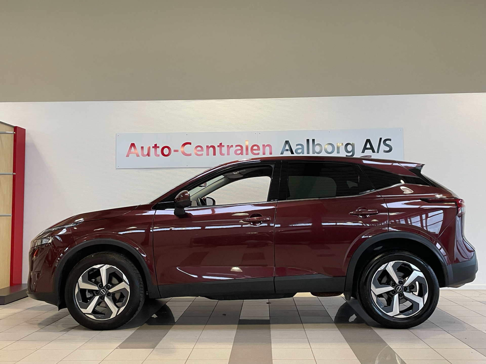 Billede af Nissan Qashqai 1,3 MHEV  Mild hybrid N-Connecta X-Tronic 158HK 5d 7g Aut.