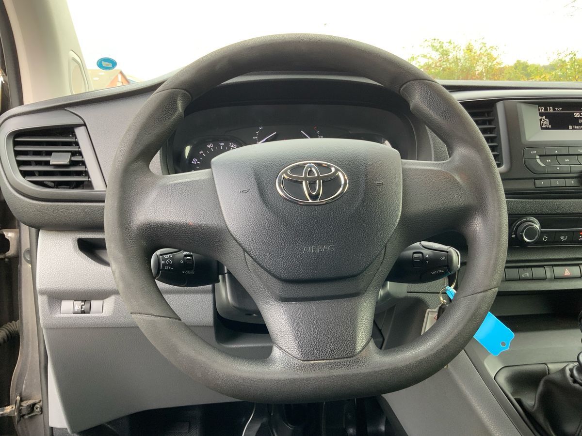 Billede af Toyota Proace Medium 2,0 D Comfort 120HK Van 6g