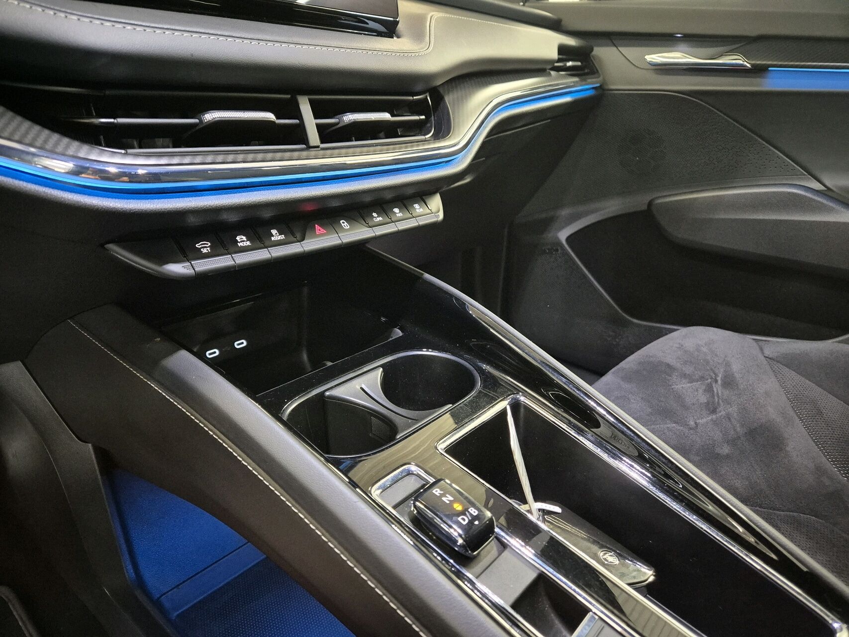 Billede af Skoda Enyaq iV 80X EL Sportline 4x4 265HK 5d Aut.