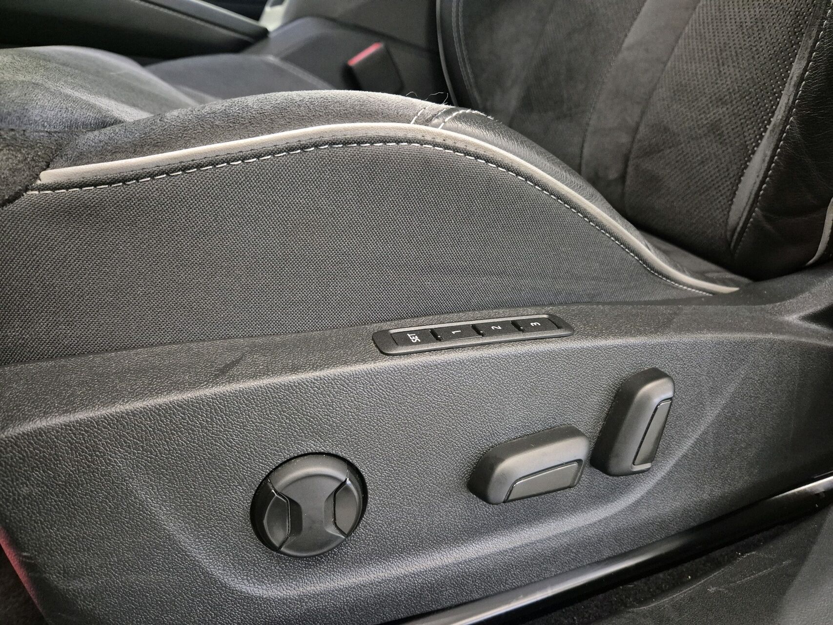 Billede af Skoda Enyaq iV 80X EL Sportline 4x4 265HK 5d Aut.