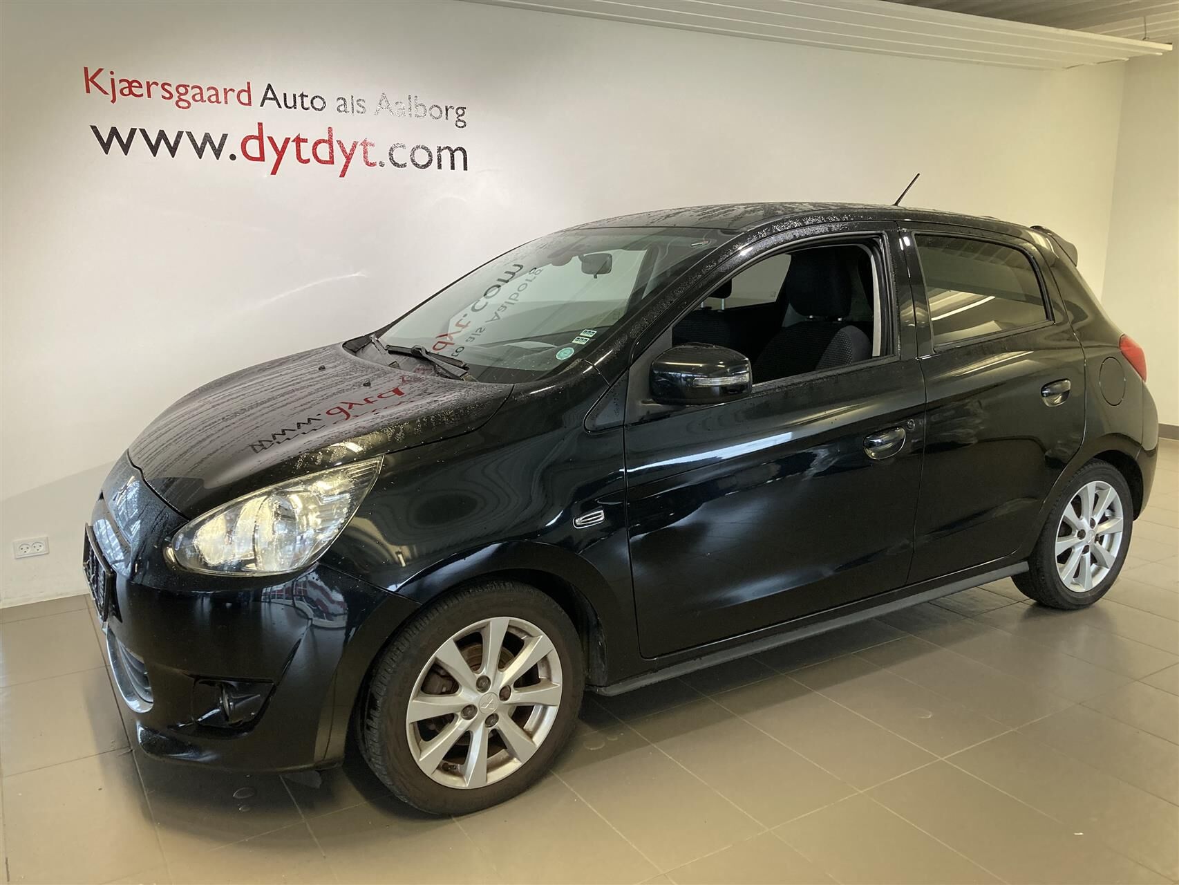 Billede af Mitsubishi Space Star 1,2 Inbeat 80HK 5d