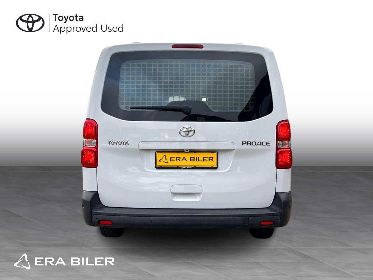 Billede af Toyota Proace Long 2,0 D Comfort Master To skydedør, bagklap 144HK Van 8g Aut.