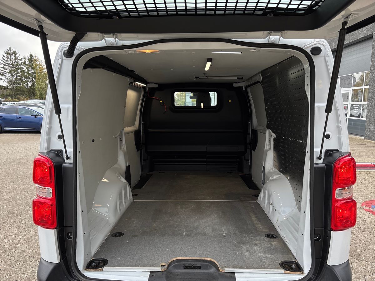 Billede af Toyota Proace Long 2,0 D Comfort Master To skydedør, bagklap 144HK Van 8g Aut.